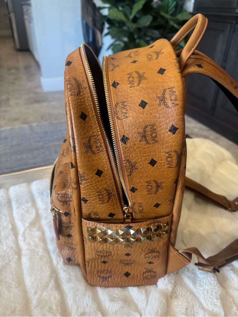 MCM Cognac Monogram Visetos Backpack - Picture 5 of 9